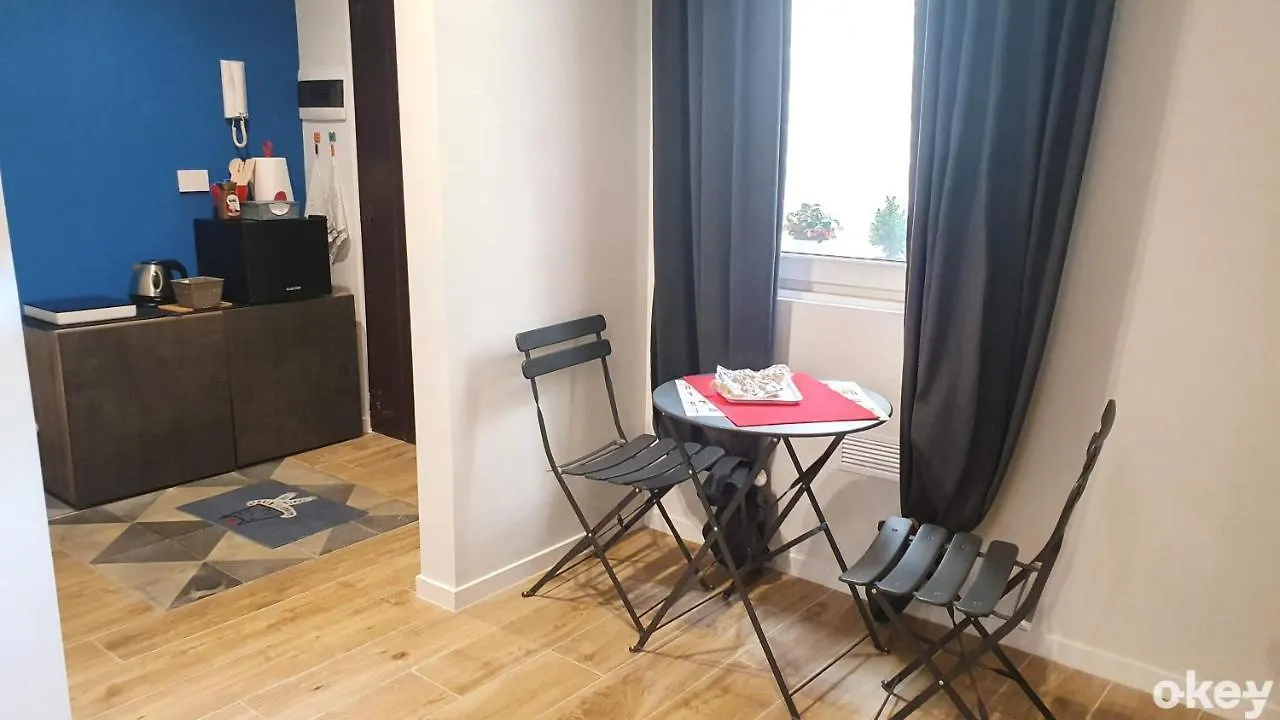 Seba Maison - Bari Centro Apartament