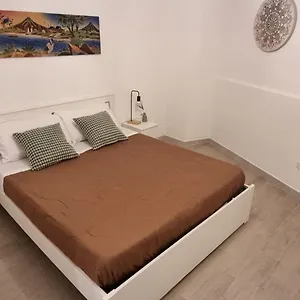  Dom wakacyjny Loft Crispi